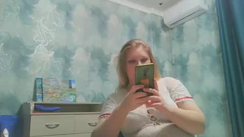 emmamelody online show from October 22, 11:43 pm