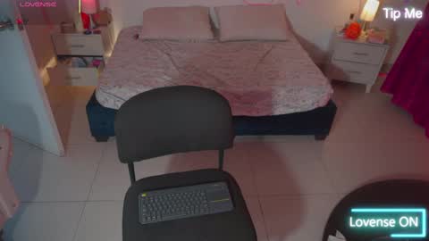 Sara online show from November 11, 12:24 pm