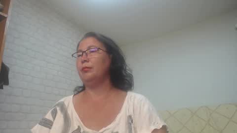 Snapshot of emmasquirt69 chatting on September 15, 5:16 am emmasquirt69 online show from September 15, 5:16 am