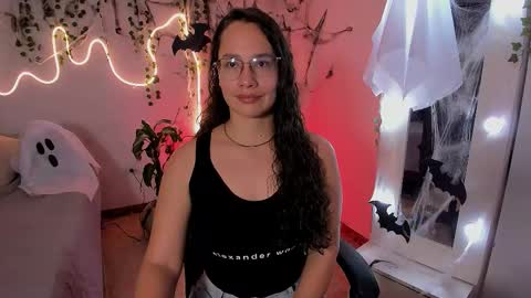 Emma Torres online show from October 25, 2:57 pm