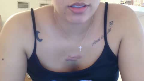 emmie online show from November 1, 9:57 am