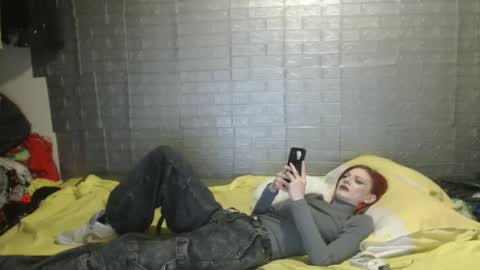 Emmily000 online show from March 12, 2:30 am