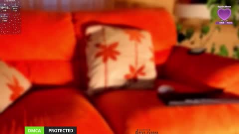 Snapshot of emmma_lovel chatting on October 28, 3:40 pm EmmaLovel online show from October 28, 3:40 pm