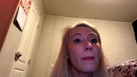 emmwarr1514 online show from March 4, 12:18 am