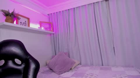 Emmy Heart online show from January 12, 3:34 am