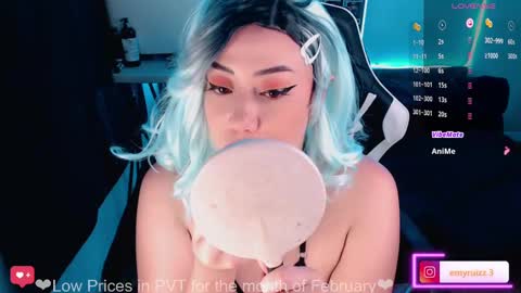 Snapshot of emmy_ruiz chatting on February 14, 11:09 pm Emmy Ruiz - independent model online show from February 14, 11:09 pm