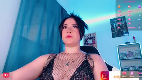 Snapshot of emmy_ruiz chatting on December 15, 10:37 pm Emmy Ruiz - independent model online show from December 15, 10:37 pm