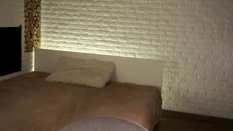 Emmy online show from September 18, 2:04 pm