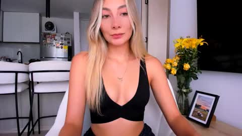 Snapshot of emyconneer chatting on January 7, 5:20 pm emyconneer online show from January 7, 5:20 pm