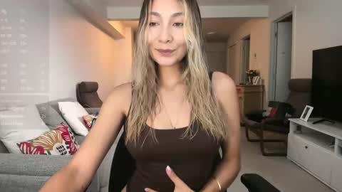 Snapshot of emyconneer chatting on September 10, 6:52 pm emyconneer online show from September 10, 6:52 pm