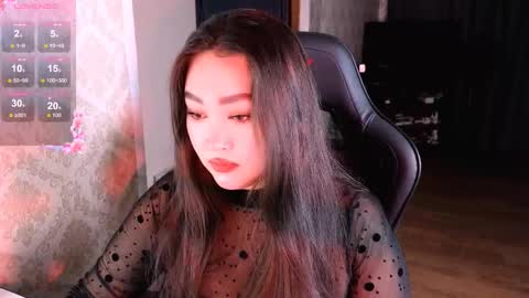 Erica Wayne online show from February 5, 10:02 pm