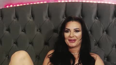 Erica online show from February 17, 7:55 pm