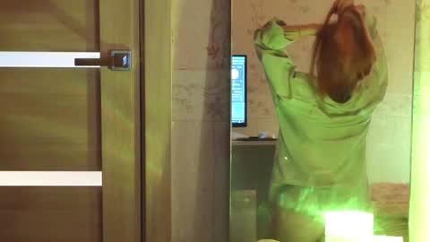 erikabrian online show from December 21, 1:15 am