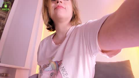 Erika online show from March 4, 4:49 am