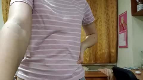 Amelie online show from December 16, 2:23 pm