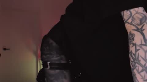 Snapshot of erohaze chatting on October 3, 1:16 pm erohaze online show from October 3, 1:16 pm