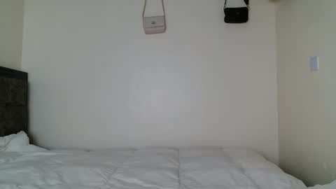 essypetite online show from January 6, 7:50 pm