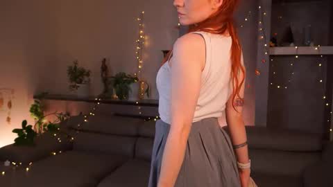 Lillie here and its my first day online show from November 2, 1:25 pm