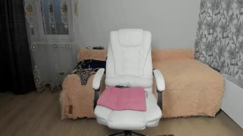 Eva online show from November 28, 10:07 am