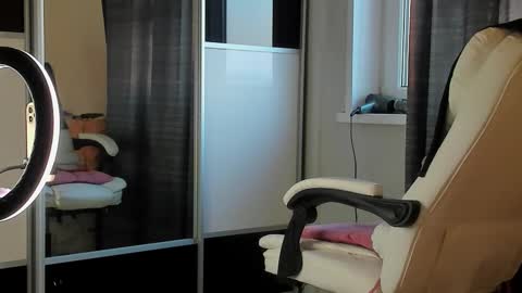 Eva online show from February 24, 10:47 am