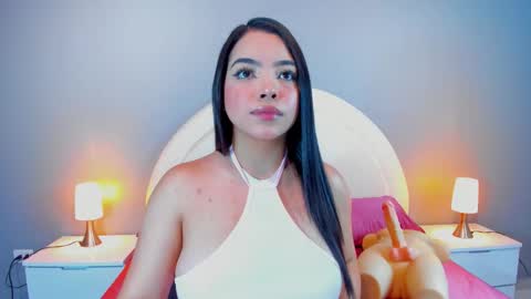 Snapshot of eva_bigboobs_ chatting on October 23, 11:16 am EVA online show from October 23, 11:16 am