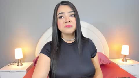 EVA  online show from December 18, 11:48 am