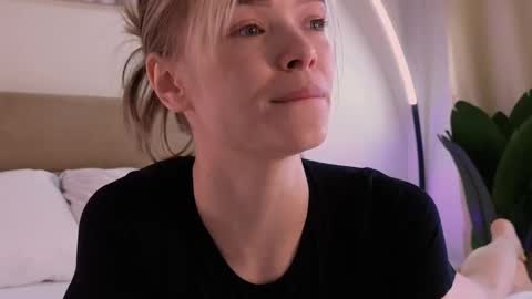 Eva online show from February 12, 9:31 am