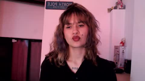 MISS EVY online show from December 19, 3:48 pm