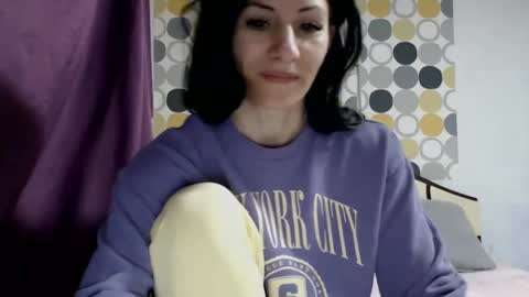 Snapshot of evacrisxxx chatting on January 26, 2:56 am hornycrissyyourlove online show from January 26, 2:56 am