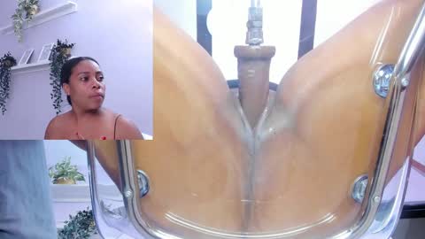 evahalston online show from February 26, 12:09 am