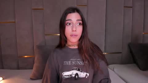 EVA online show from March 8, 3:54 pm