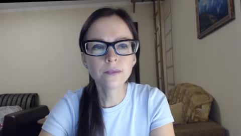 Snapshot of evangeline06 chatting on October 22, 9:03 am YourMistress online show from October 22, 9:03 am