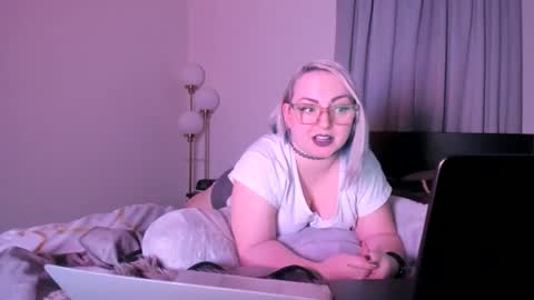 Evan Harlowe online show from January 19, 4:41 am