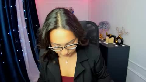 evasarazardje online show from December 17, 4:16 am