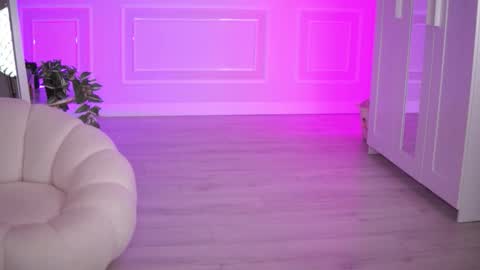 Eva online show from November 3, 7:40 pm