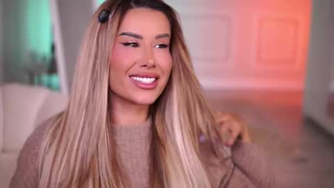 Eva online show from November 30, 10:58 pm