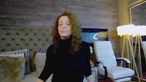 EveHamilton online show from February 26, 7:51 pm