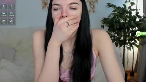 evelin_wow online show from March 3, 9:15 am