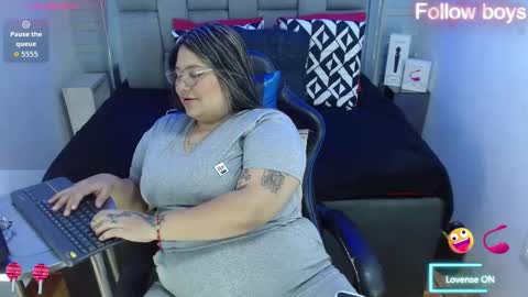 evelin zaens online show from October 4, 6:52 am