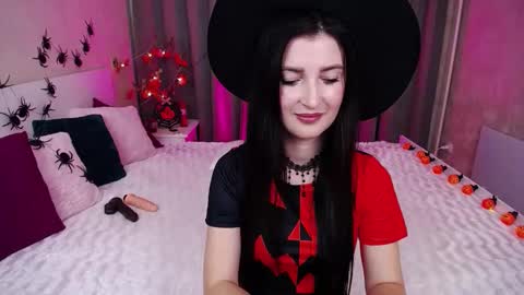 Evelin online show from October 31, 7:12 am