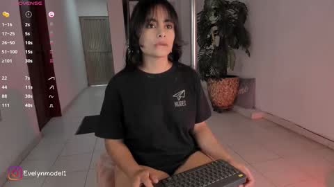 evelyn evelyn online show from October 30, 3:57 pm