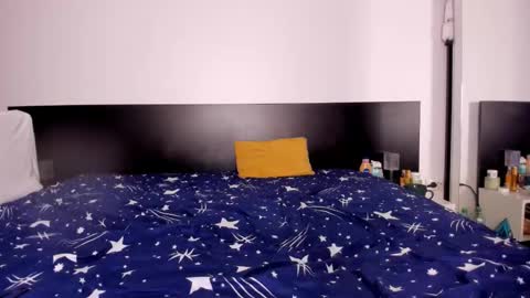 Evelyne online show from November 5, 11:54 pm