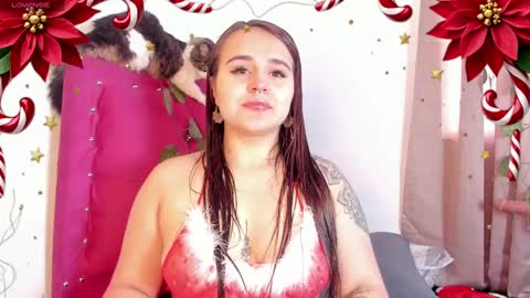 Snapshot of evy_orange1 chatting on December 25, 7:13 pm EVY online show from December 25, 7:13 pm
