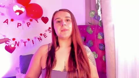 Snapshot of evy_orange1 chatting on February 3, 3:59 pm EVY online show from February 3, 3:59 pm