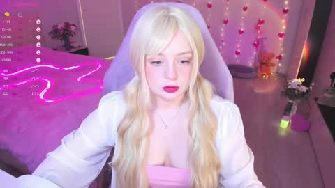 Snapshot of exhoneyangel chatting on March 3, 9:49 am  Amy  online show from March 3, 9:49 am