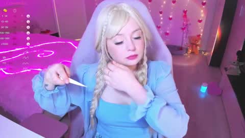 Snapshot of exhoneyangel chatting on February 11, 9:42 am  Amy  online show from February 11, 9:42 am