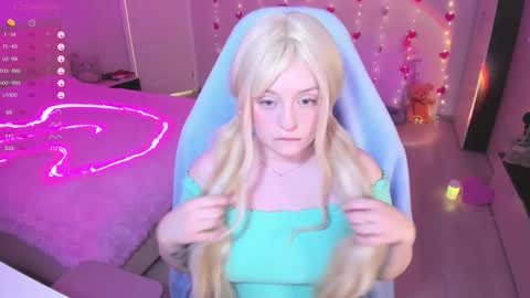 Snapshot of exhoneyangel chatting on March 7, 8:45 am  Amy  online show from March 7, 8:45 am