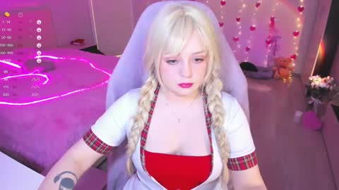 Snapshot of exhoneyangel chatting on February 27, 9:54 am  Amy  online show from February 27, 9:54 am