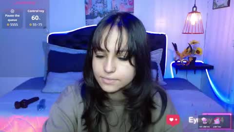 eymmy_24 online show from October 22, 4:06 am