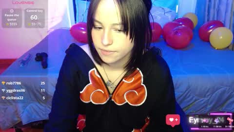 eymmy_24 online show from November 3, 6:50 am